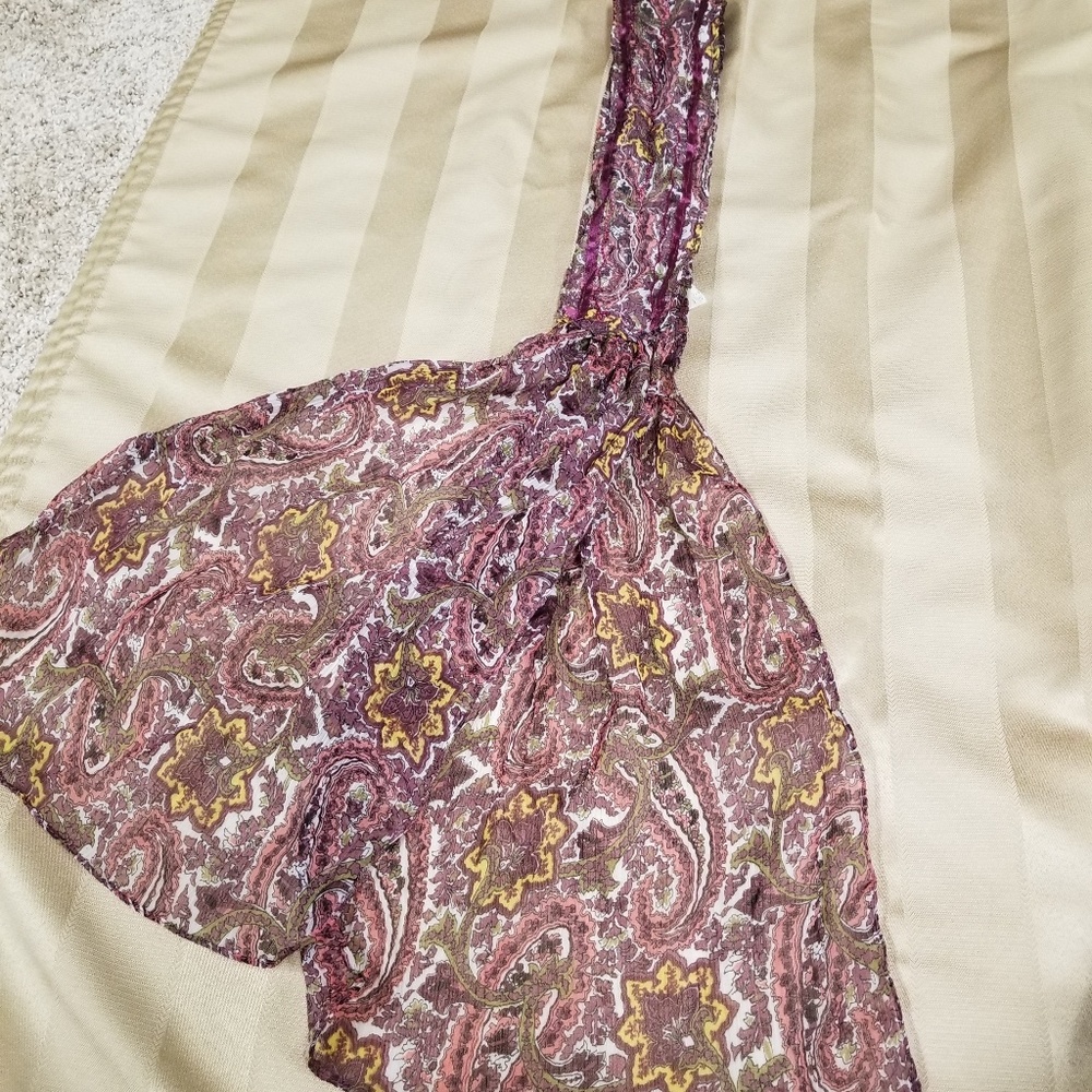Multi-Colored Scarf - Picture 5 of 6